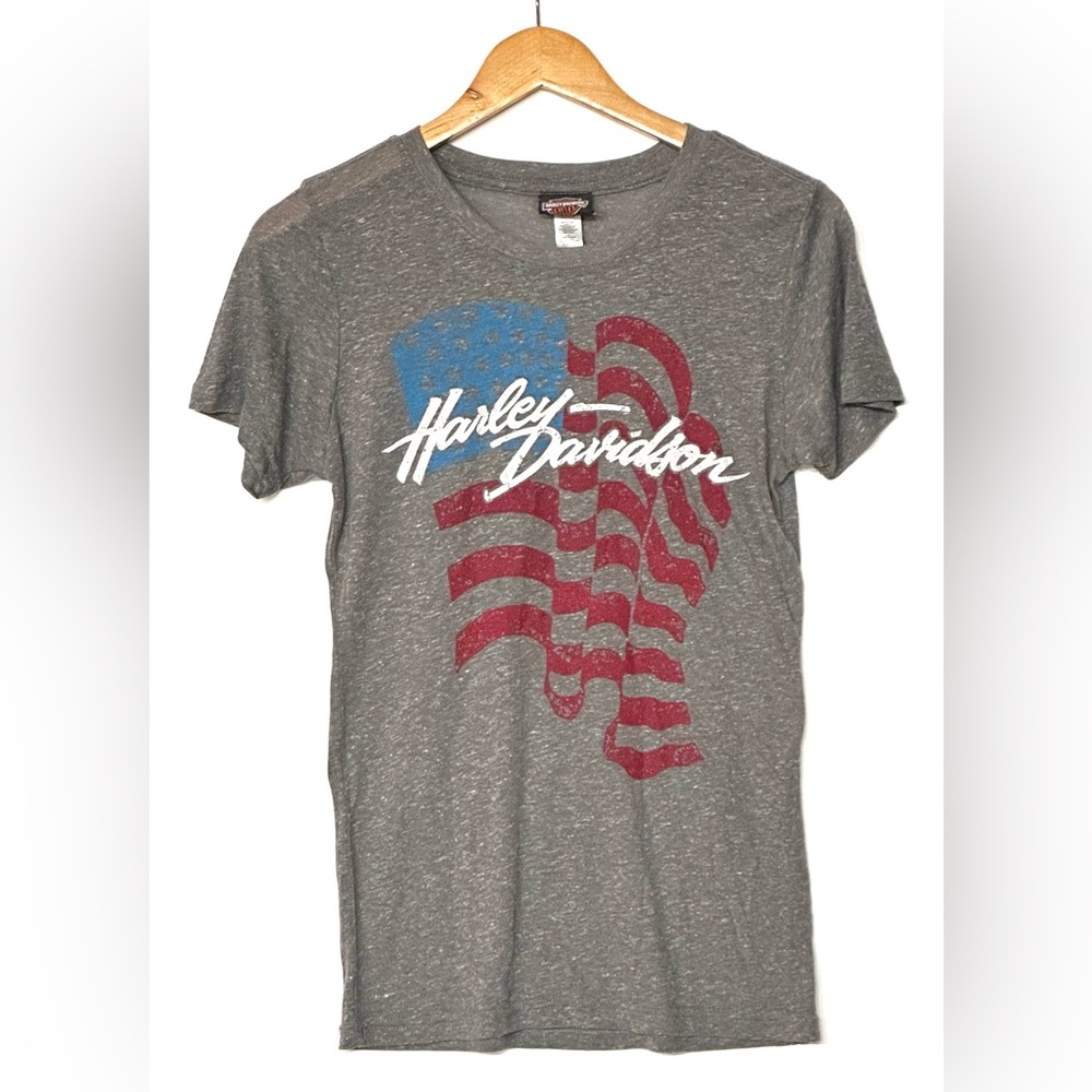 Harley-Davidson Gray Tee with Red and‎ Blue Graphic size large